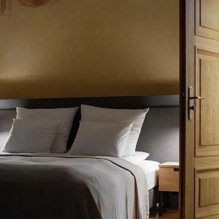 Stradonia Serviced Lejlighedshotel 4*