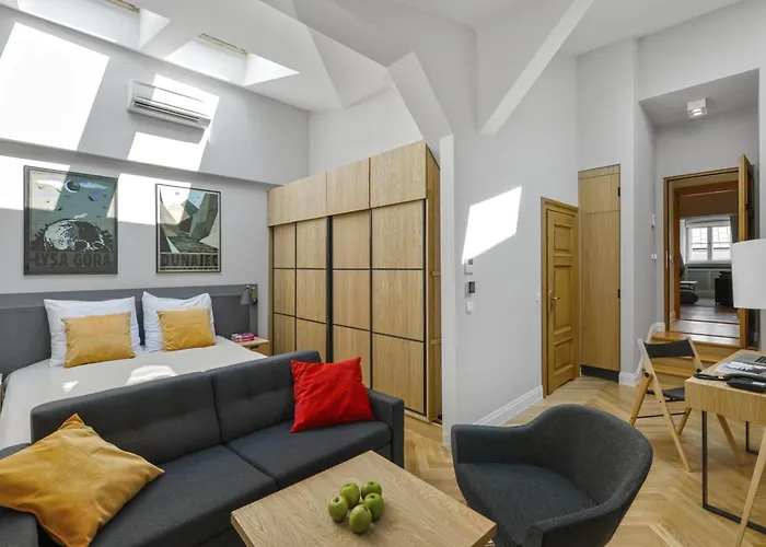 Stradonia Serviced Apartmanhotel