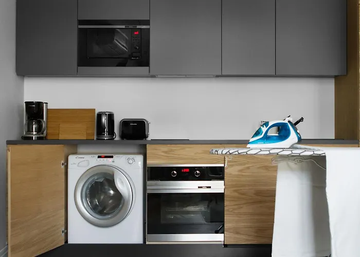 Stradonia Serviced Apartmanhotel 4*