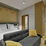 Stradonia Serviced Aparthotel