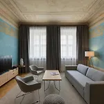 Stradonia Serviced Aparthotel