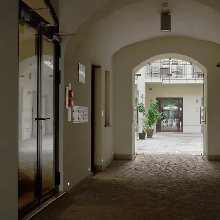 Stradonia Serviced Apartahotel Cracovia