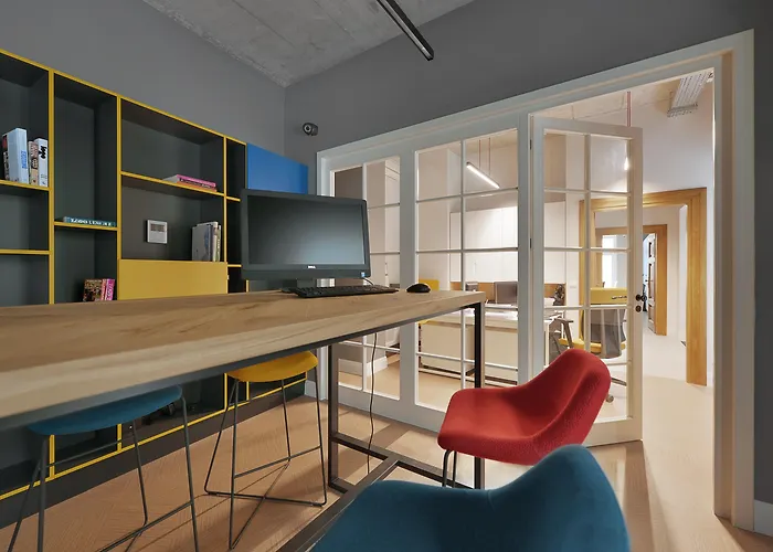 Stradonia Serviced 4*