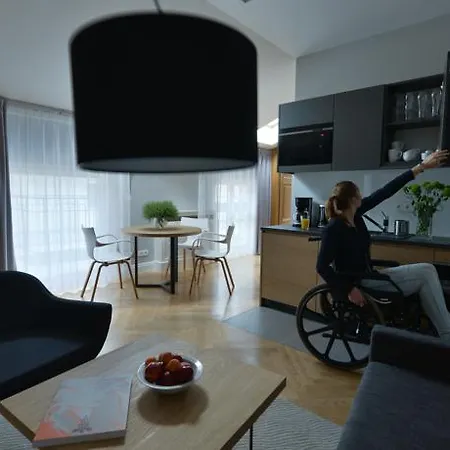 Stradonia Serviced 4*