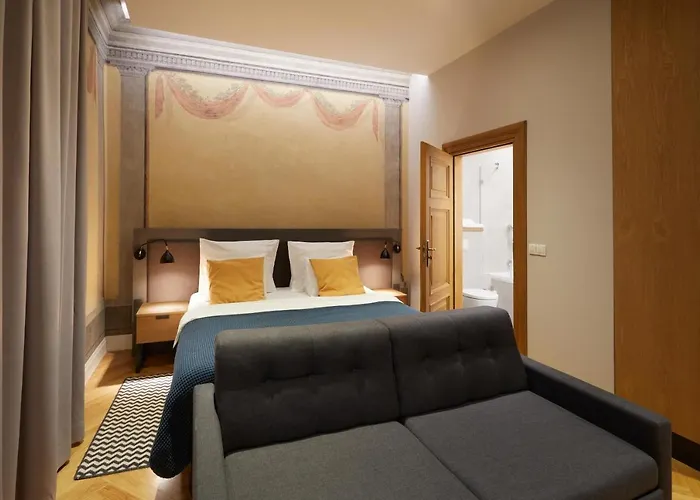 Stradonia Serviced Aparthotel 4*